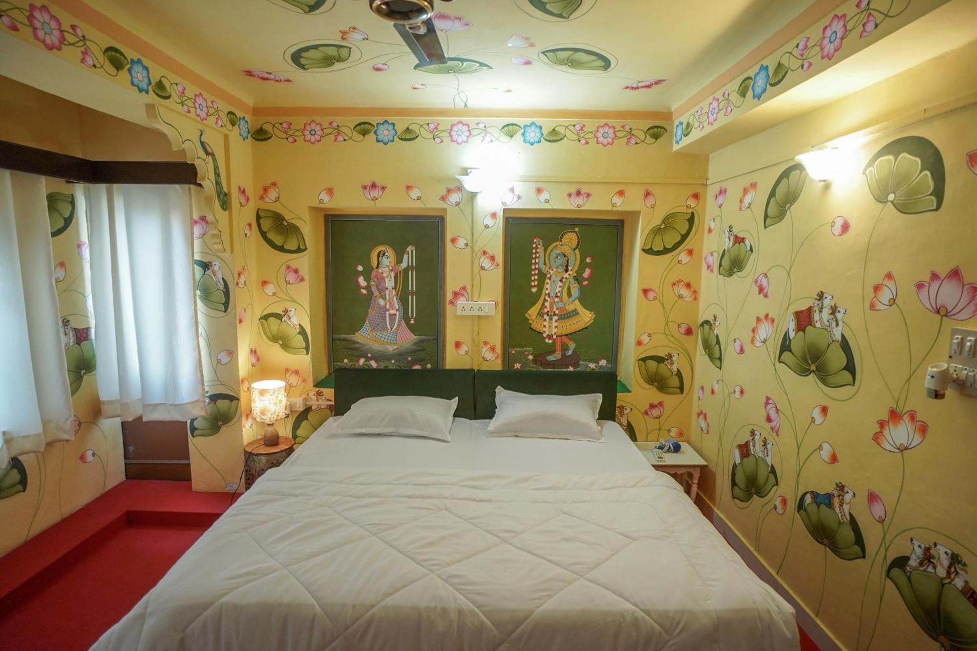 Island Tower Guest House Udaipur Bagian luar foto