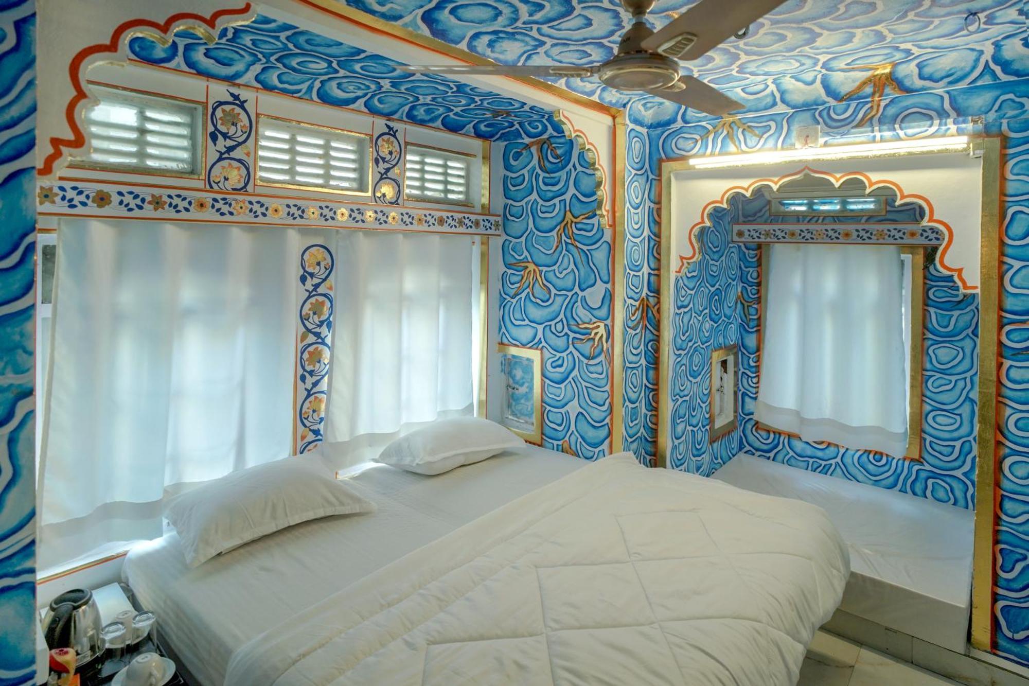 Island Tower Guest House Udaipur Bagian luar foto