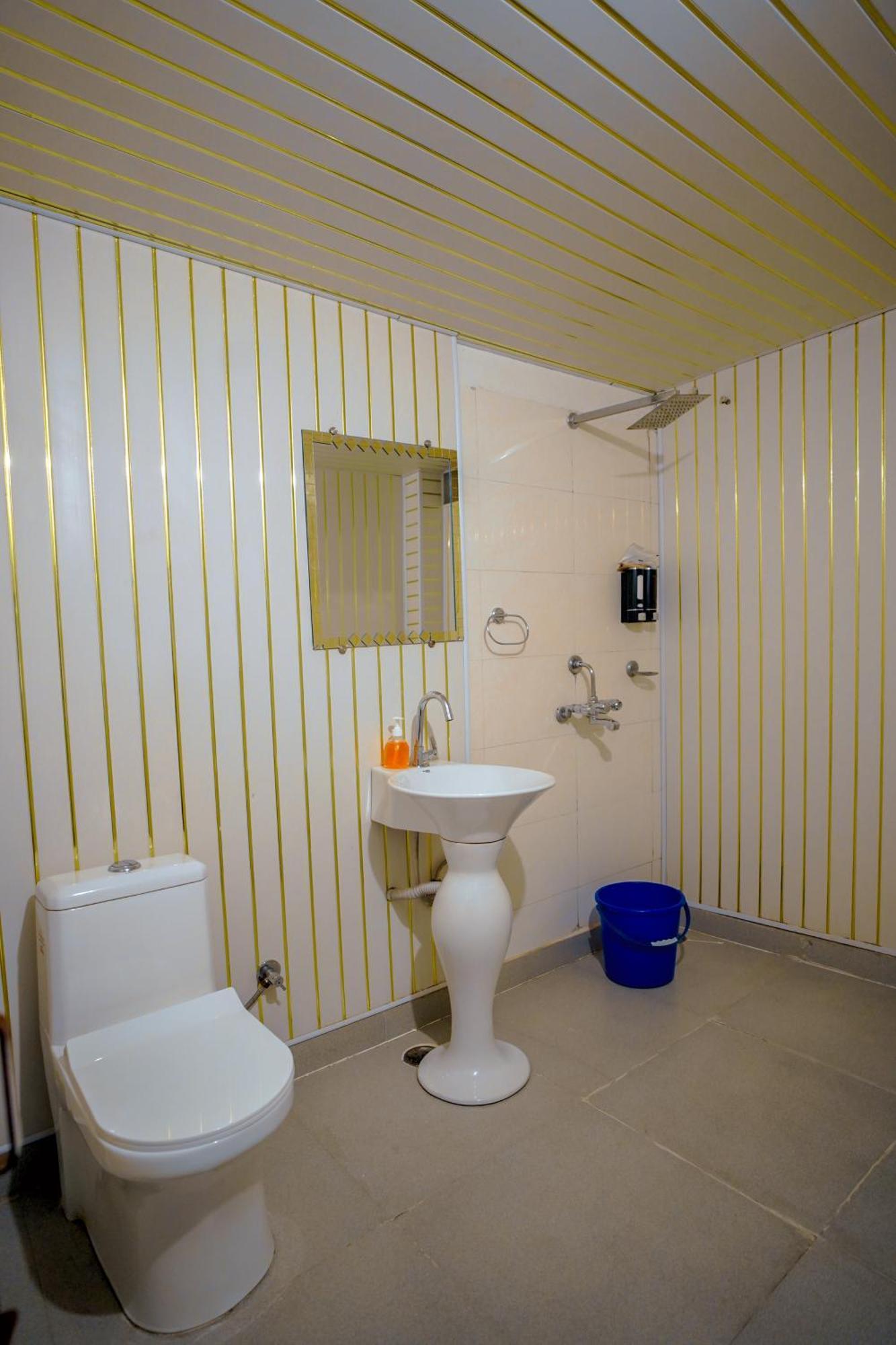 Island Tower Guest House Udaipur Bagian luar foto