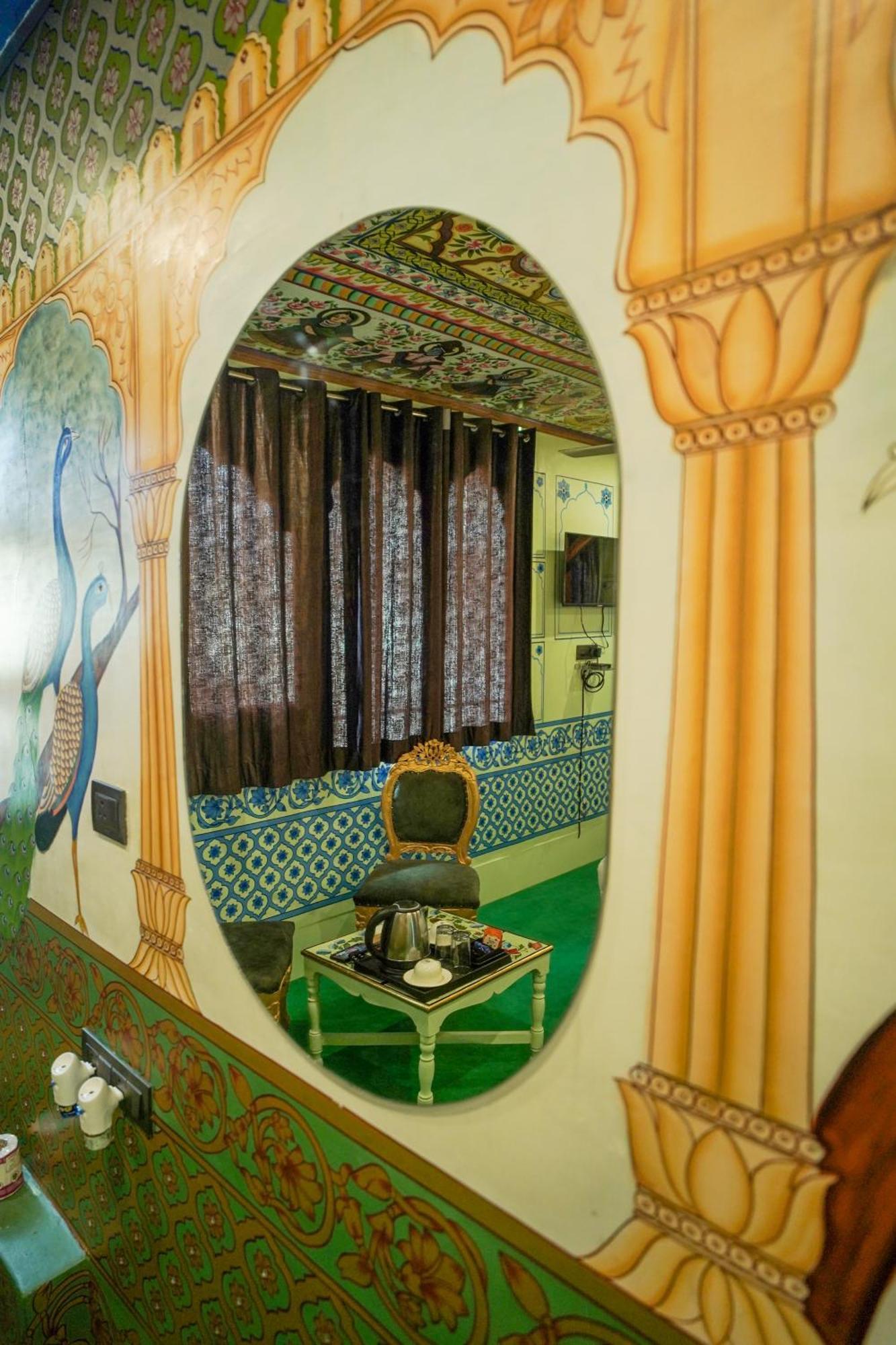 Island Tower Guest House Udaipur Bagian luar foto