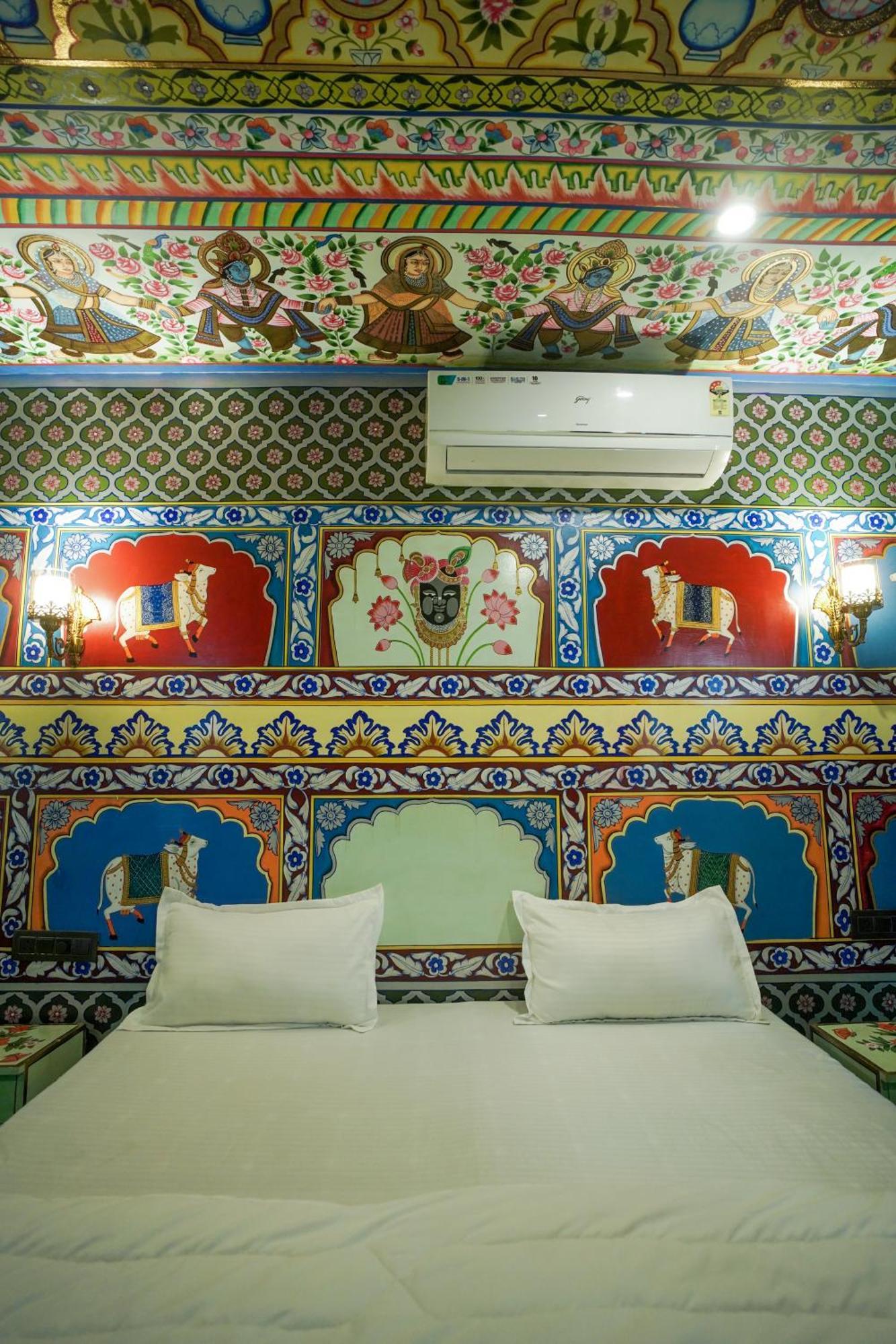 Island Tower Guest House Udaipur Bagian luar foto